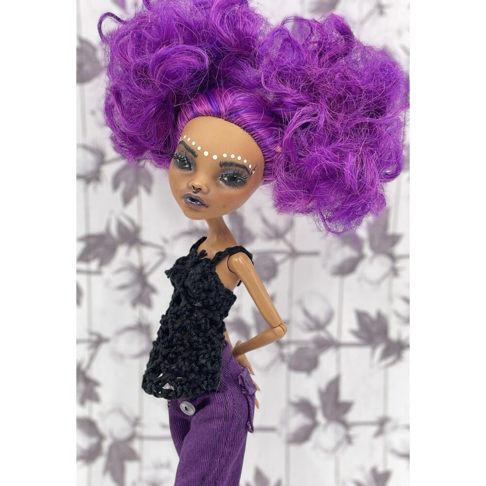 Custom Clawdeen Wolf OOAK Monster High Doll Afro- Puff - Picture 5 of 9